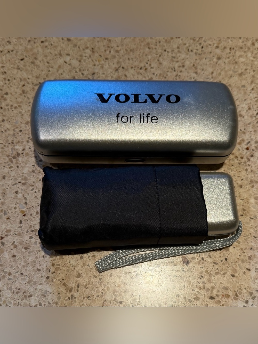 NWOT Volvo Travel Umbrella with Storage Case